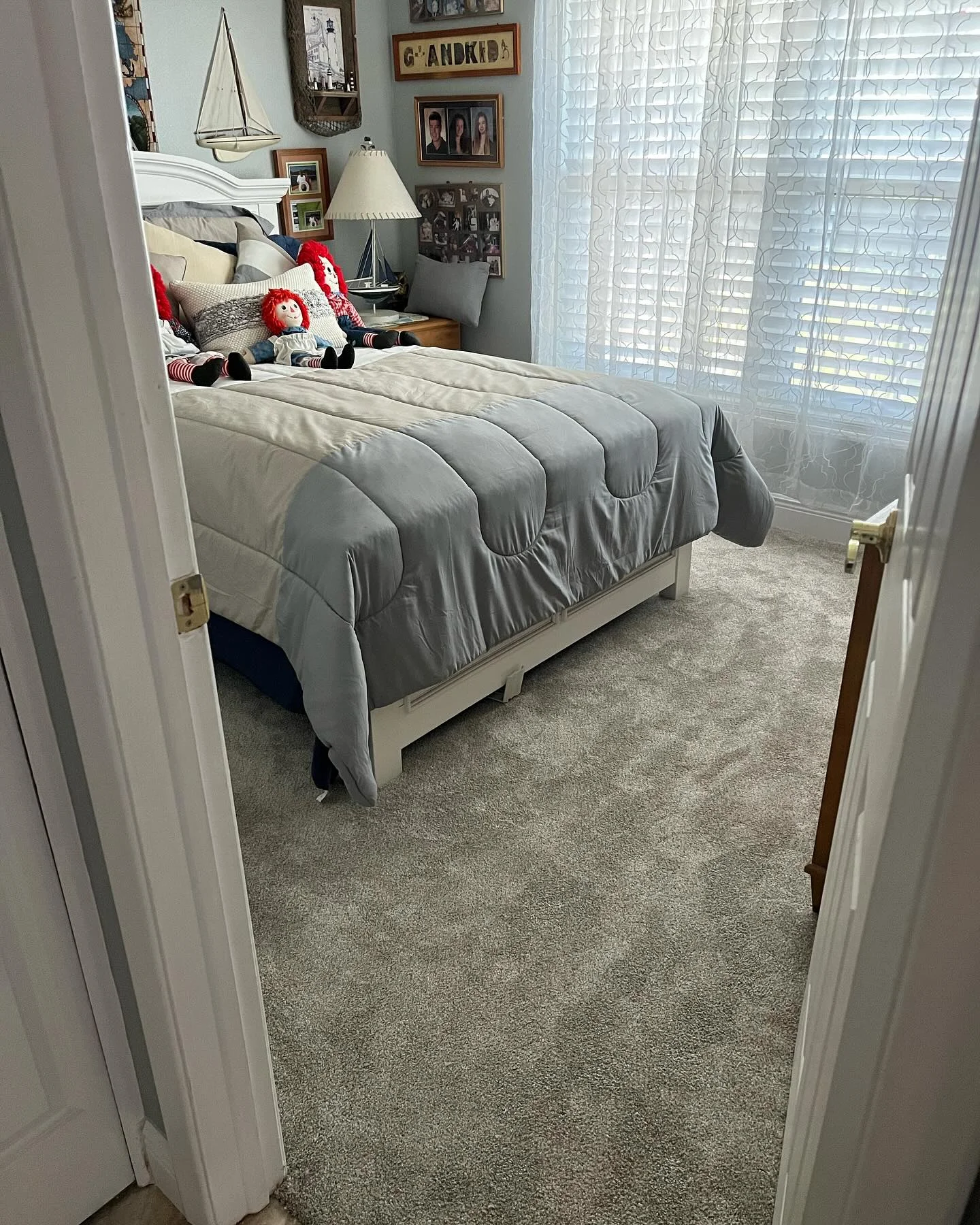 Furnished carpet bedroom installation — Holiday, FL