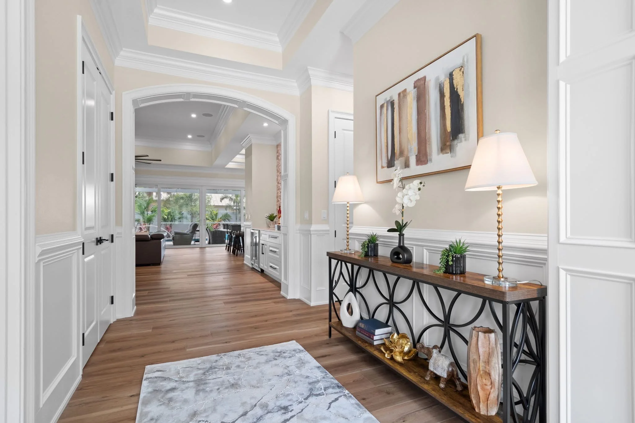 LVP foyer arched hallway Holiday FL