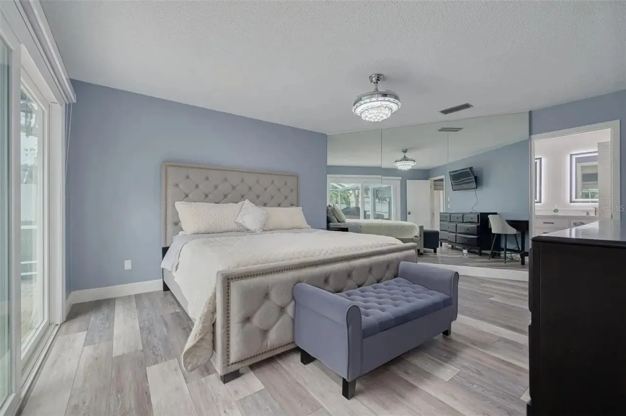 LVP master bedroom mirrored closet Holiday FL