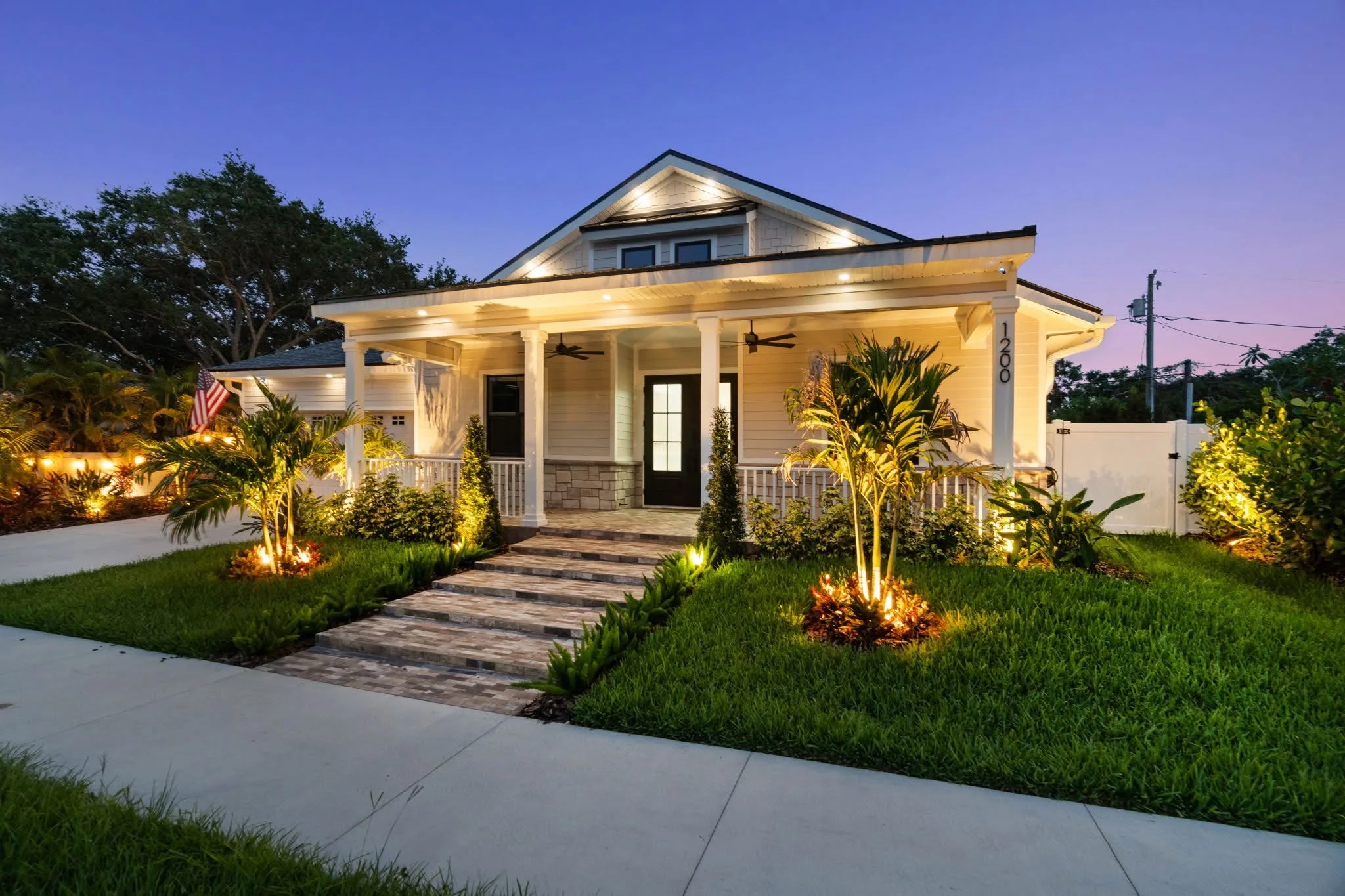 Tile home exterior steps — Holiday, FL